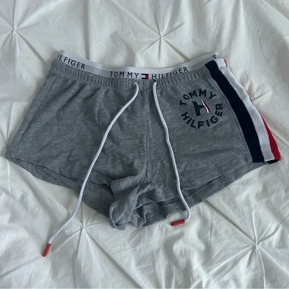 Women’s Tommy Hilfiger Grey Adjustable Athletic Shorts Size: XS - Picture 2 of 7